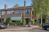 Tussenwoning te koop: Rusthoflaan 24 in Voorburg