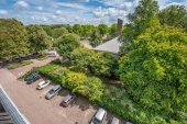 Appartement te koop: Burgemeester Caan van Necklaan 211 in Leidschendam