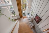 Dubbel bovenhuis te koop: Stortenbekerstraat 239 in Den Haag