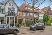 Tussenwoning te koop: Groen van Prinstererlaan 35 in Voorburg