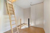 Tussenwoning te koop: van Ruysdaellaan 134 in Leidschendam