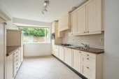 Tussenwoning te koop: Roeibaan 38 in Den Haag