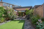 Tussenwoning te koop: van Barbansonstraat 72 in Voorburg