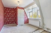 Tussenwoning te koop: van Ruysdaellaan 134 in Leidschendam