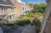 Tussenwoning te koop: Bertha von Suttnerstraat 17 in Rijswijk