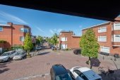 Tussenwoning te koop: van Barbansonstraat 72 in Voorburg