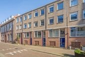 Tussenwoning te koop: Lange Lombardstraat 48 in Den Haag