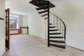 Tussenwoning te koop: van Ruysdaellaan 134 in Leidschendam