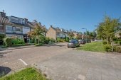 Tussenwoning te koop: Zwaluwlaan 5 in Leidschendam