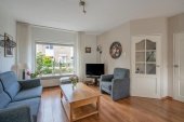 Tussenwoning te koop: Kamperfoeliehof 16 in Nootdorp