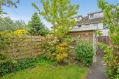 Tussenwoning te koop: Roeibaan 38 in Den Haag