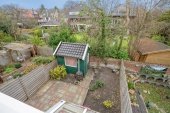Tussenwoning te koop: Eemwijkplein 4 in Voorburg