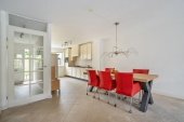 Tussenwoning te koop: Roeibaan 38 in Den Haag