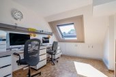 Tussenwoning te koop: Bertha von Suttnerstraat 17 in Rijswijk