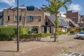 Tussenwoning te koop: Bertha von Suttnerstraat 17 in Rijswijk