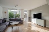 Tussenwoning te koop: Fonteynenburghlaan 22 in Voorburg