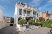 2-onder-1-kapwoning te koop: Badhuisweg 57 in Den Haag