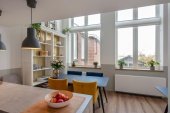 Dubbel bovenhuis te koop: Stortenbekerstraat 239 in Den Haag