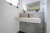 Tussenwoning te koop: Van Veendijk 49 in Den Haag