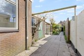 Tussenwoning te koop: van Ruysdaellaan 134 in Leidschendam