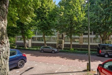 Burgemeester Caan van Necklaan 211 in Leidschendam