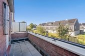 Tussenwoning te koop: Van Veendijk 49 in Den Haag