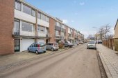 Tussenwoning te koop: Van der Maasstraat 3 in Zoetermeer