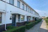 Tussenwoning te huur: Atletiekbaan 4 in Den Haag