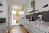2-onder-1-kapwoning te koop: Laan van Oostenburg 35 in Voorburg