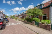 Tussenwoning te koop: Sint Willibrordusstraat 6 in Leidschendam