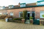 Tussenwoning te koop: Sint Jozefstraat 25 in Leidschendam