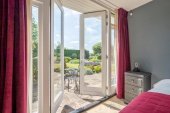 Vrijstaande woning te koop: Virulylaan 2 G in Leidschendam