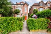 2-onder-1-kapwoning te koop: Laan van Oostenburg 35 in Voorburg