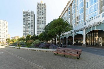 Palaceplein 183 in Den Haag