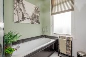 2-onder-1-kapwoning te koop: Laan van Oostenburg 35 in Voorburg