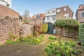 Tussenwoning te koop: Groen van Prinstererlaan 35 in Voorburg