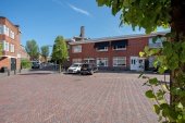 Tussenwoning te koop: van Barbansonstraat 72 in Voorburg