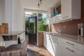 Tussenwoning te koop: Zwaluwlaan 5 in Leidschendam