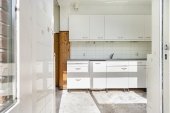 Tussenwoning te koop: van Ruysdaellaan 134 in Leidschendam