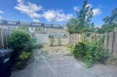 Tussenwoning te huur: Atletiekbaan 4 in Den Haag