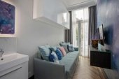2-onder-1-kapwoning te koop: Badhuisweg 57 in Den Haag