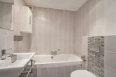 Dubbel bovenhuis te koop: van Watervlietstraat 61 in Voorburg