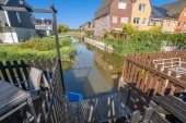 Tussenwoning te koop: Van Veendijk 49 in Den Haag