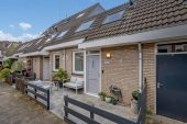 Tussenwoning te koop: Fonteynenburghlaan 22 in Voorburg