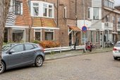 Tussenwoning te koop: Eemwijkplein 4 in Voorburg