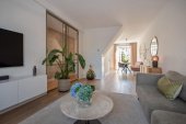 Tussenwoning te koop: van Barbansonstraat 72 in Voorburg